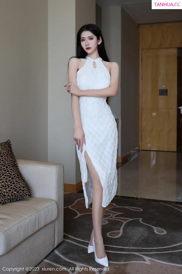 林依娜  [XiuRen]高清写真图 2023.03.20 No.6438 依娜Yina 美腿丝袜第6张图片